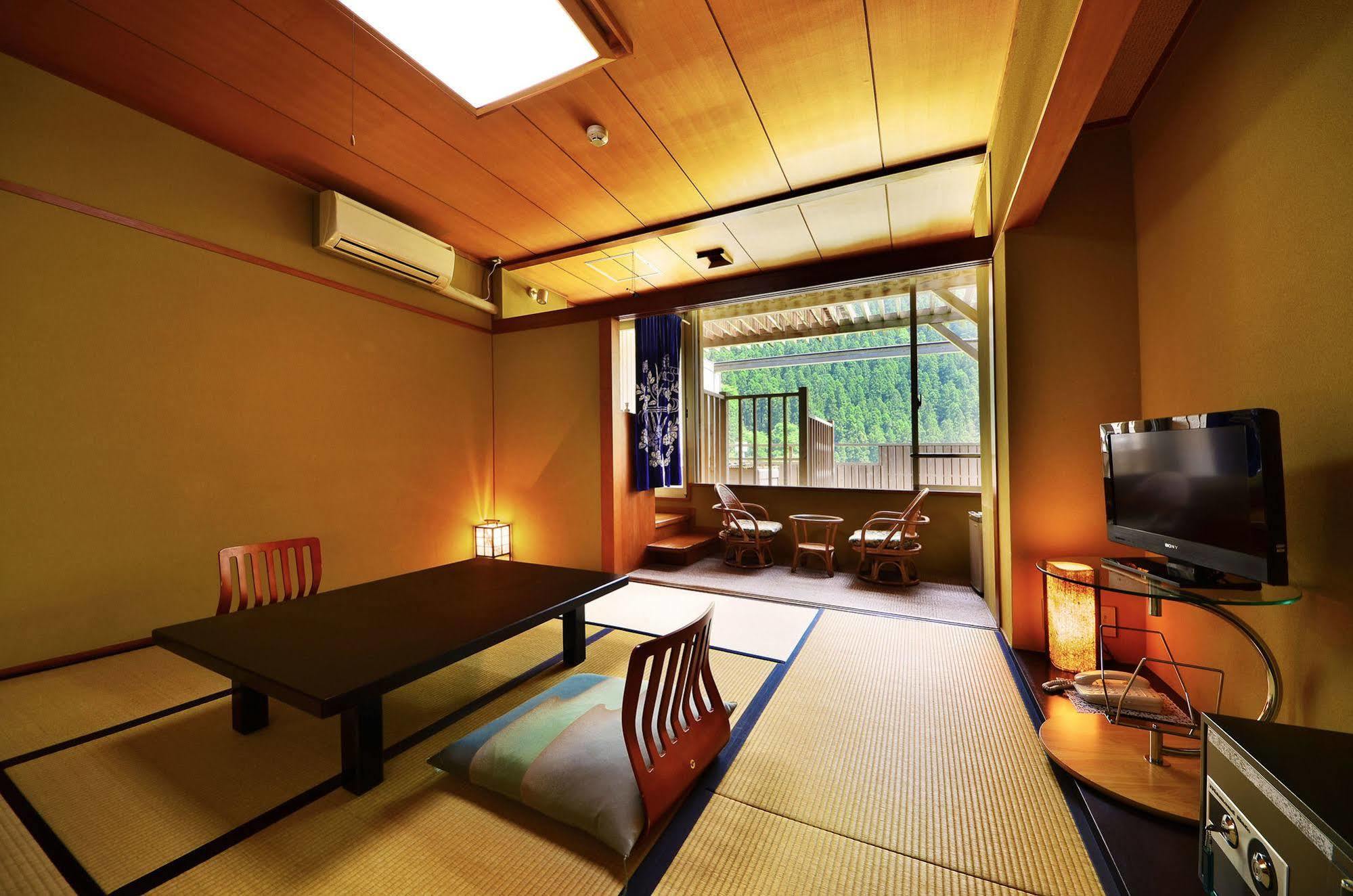 Sunriver Oboke Miyoshi  Luaran gambar